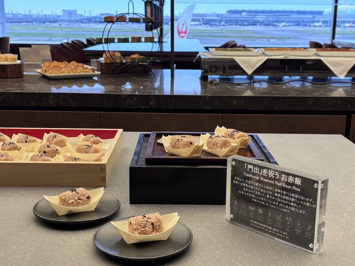 羽田空港JAL国内線ファーストクラスラウンジのポップアップイベント